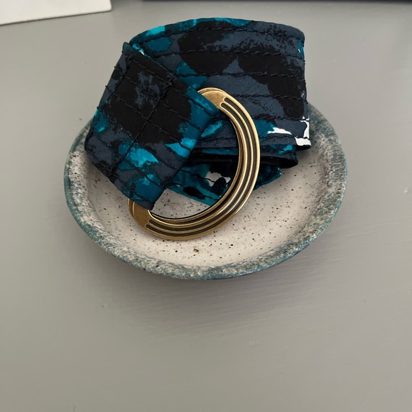 J.Crew Vintage Silk Belt - Size S/M - Picture 2 of 4